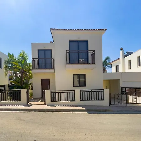 Fotini Vila Protaras